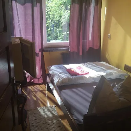 Mika - 22 Korotynskiego Street Accommodatie bij particulieren Warschau