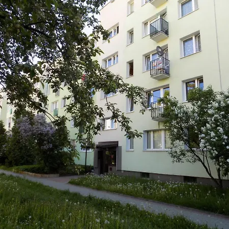 Mika - 22 Korotynskiego Street Проживание в семье Варшава