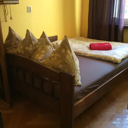 Mika - 22 Korotynskiego Street